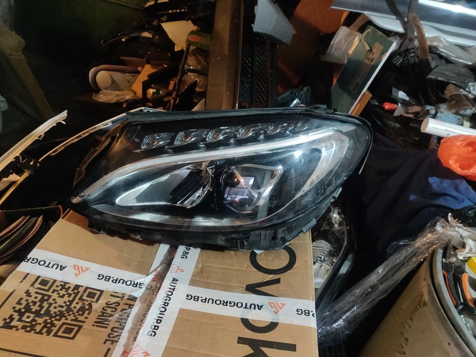 Преден Ляв Фар Led зa Mercedes W205 C--class 2014--2019