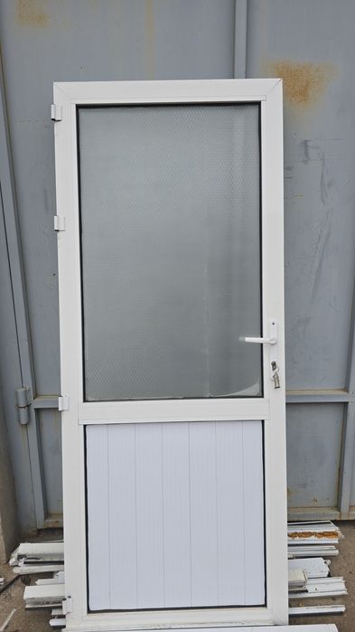 двери бу срочно мм