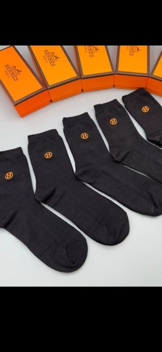 Șosete Hermes, model 2026pret ptr o pereche