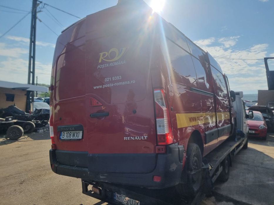 Broasca inferioara usa stanga spate Opel Movano B (2010 - 2014)