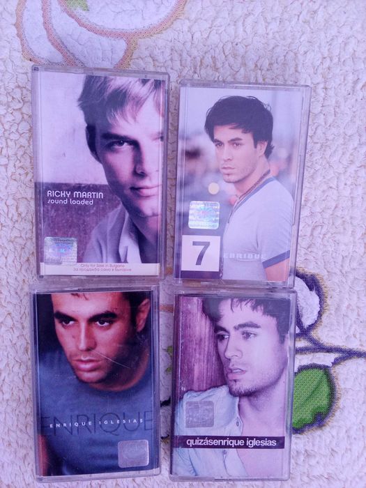 Оригинални аудиокасети по 5 лв за брой