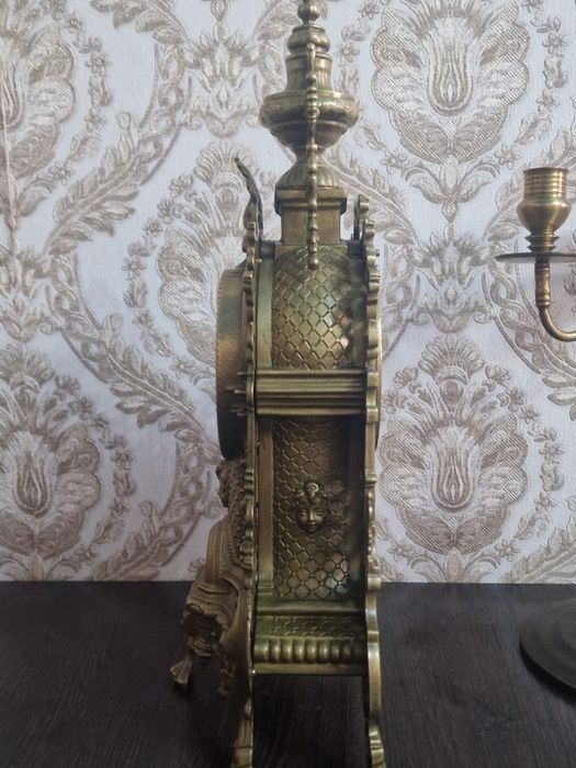 Часы антиквариат