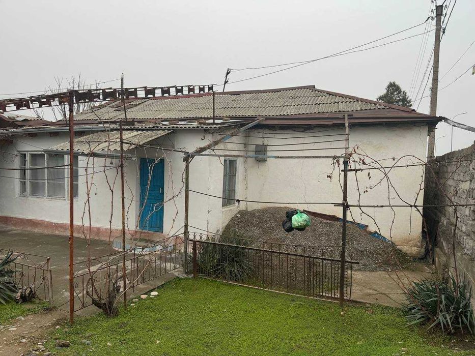 Продается дом с участком 8 соток