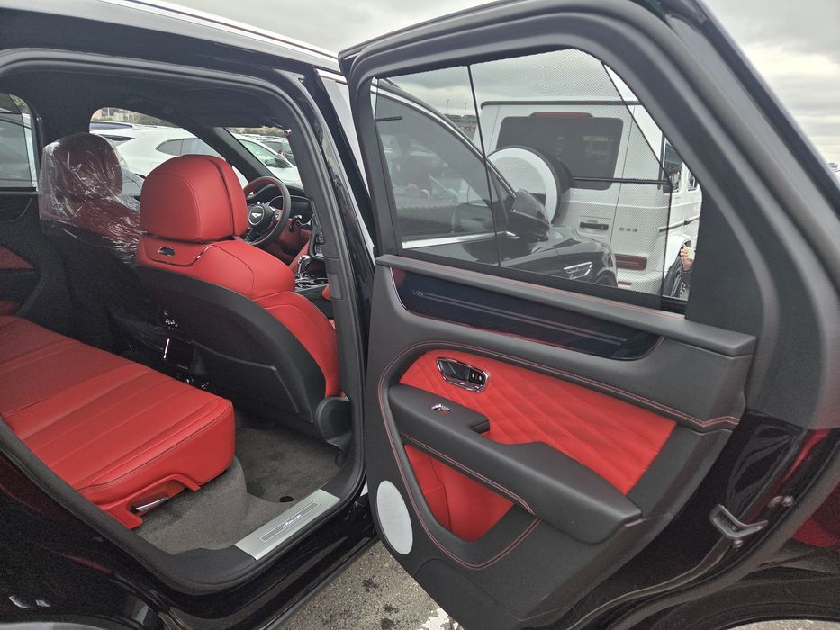 Bentley Bentayga Azure V8 4wd