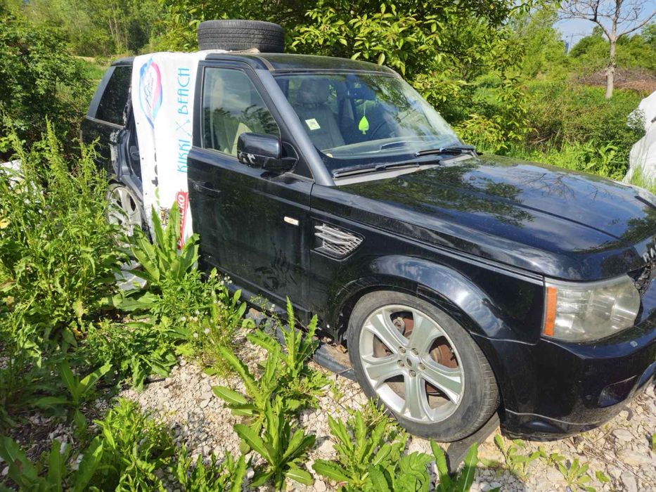 Range Rover Sport HSE на части