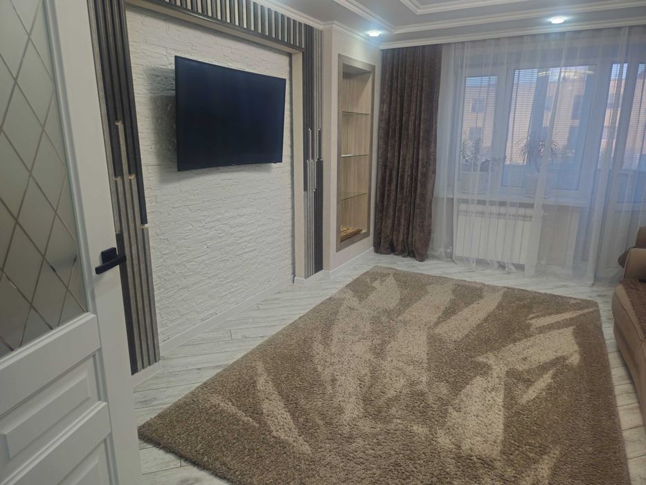 Продается 4 кон кв Кудайбердиева,91