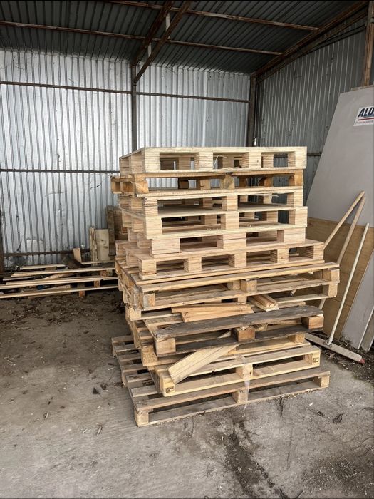 Paleti rezistenti de vanzare