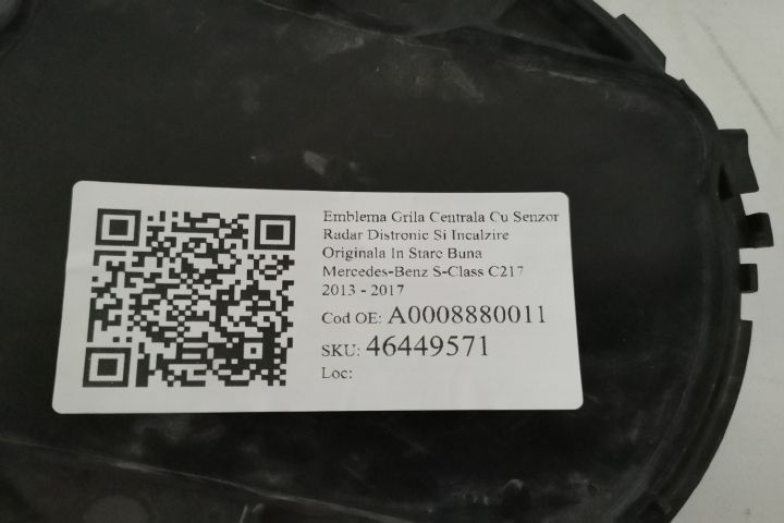 Emblema Grila Centrala Cu Senzor Radar Distronic Si Incalzire Original