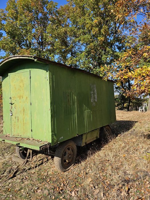Фургон подвижен.