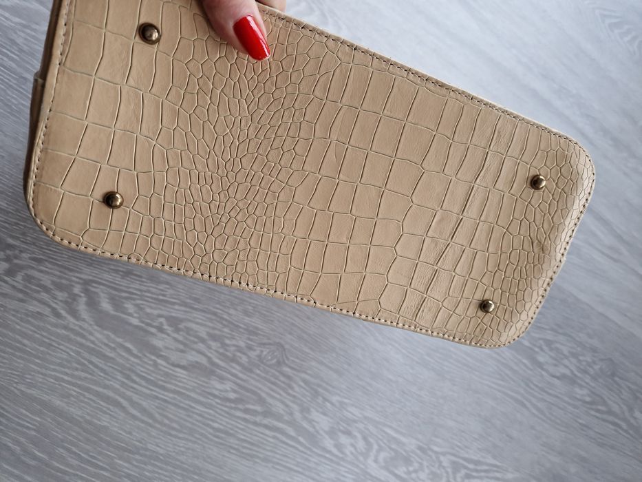 Дамска чанта естествена кожа Грация