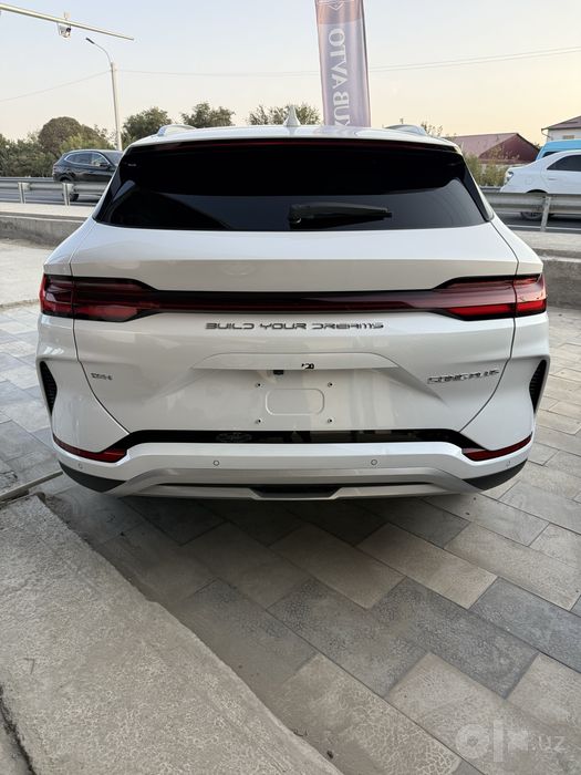 BYD champion gibrid 2025