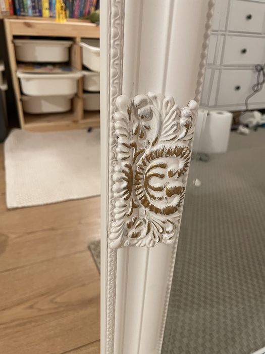 Oglinda jysk nou nefolosit