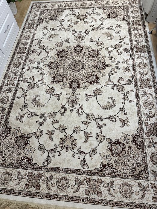 Продам ковер (палас)