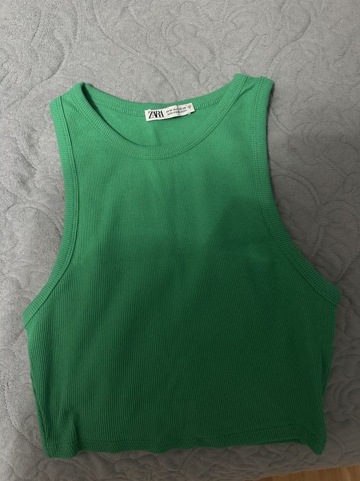 Короткие кроп топы