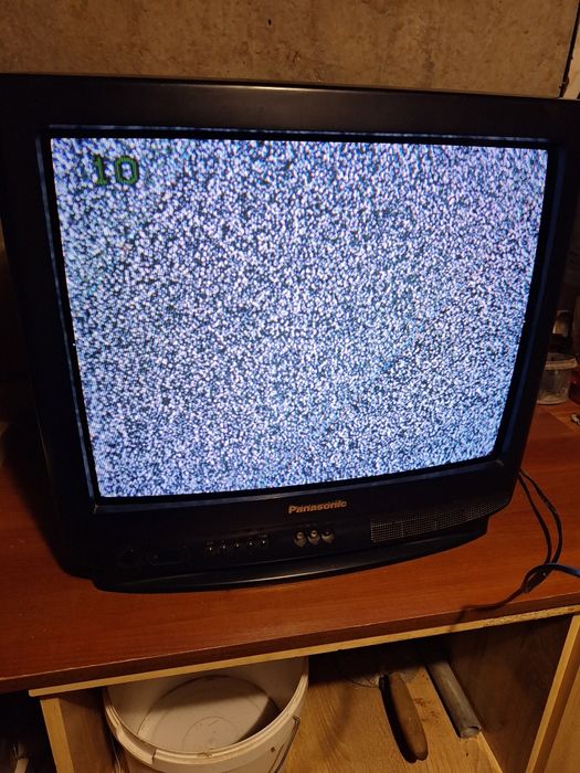 Телевизор цветной Панасоник
