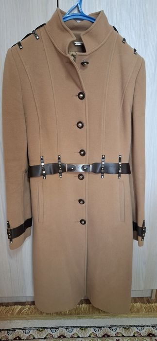 Продам пальто женское