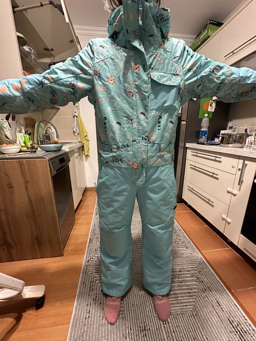 Продам зимний комбинезон