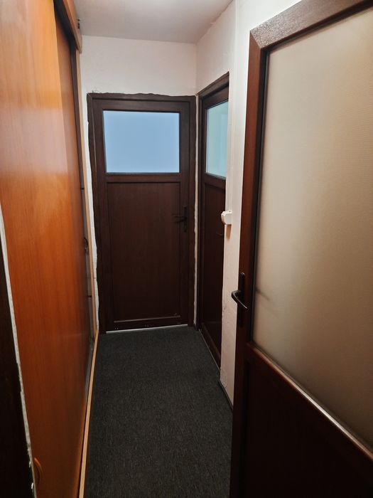 Vand apartament 3 camere