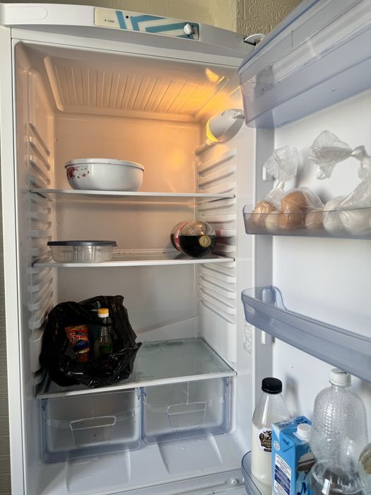 Продам холодильник рабочий за 35000
