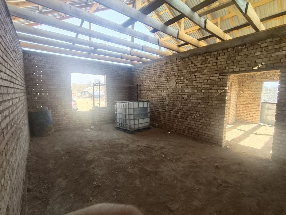 Жер үй сатылады..