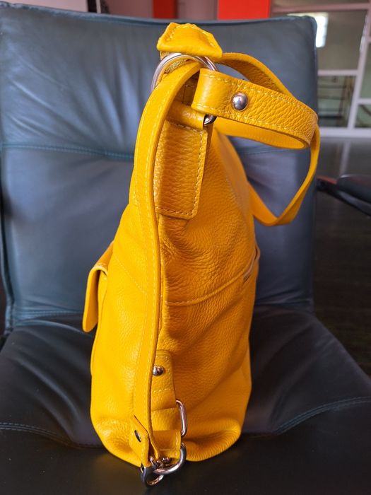 Poșetă piele naturală