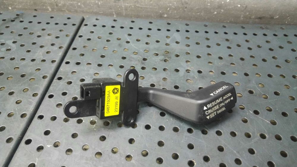 Maneta tempomat dodge journey 04671929aa