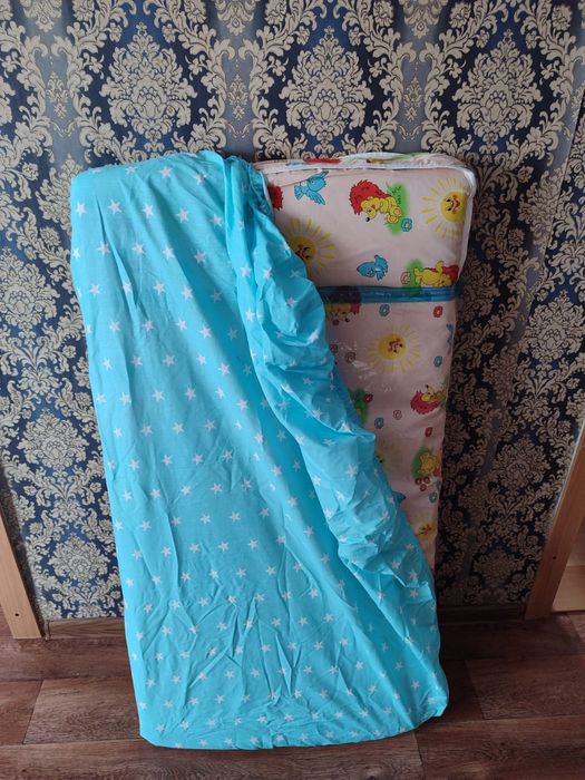 Продам матрас детский