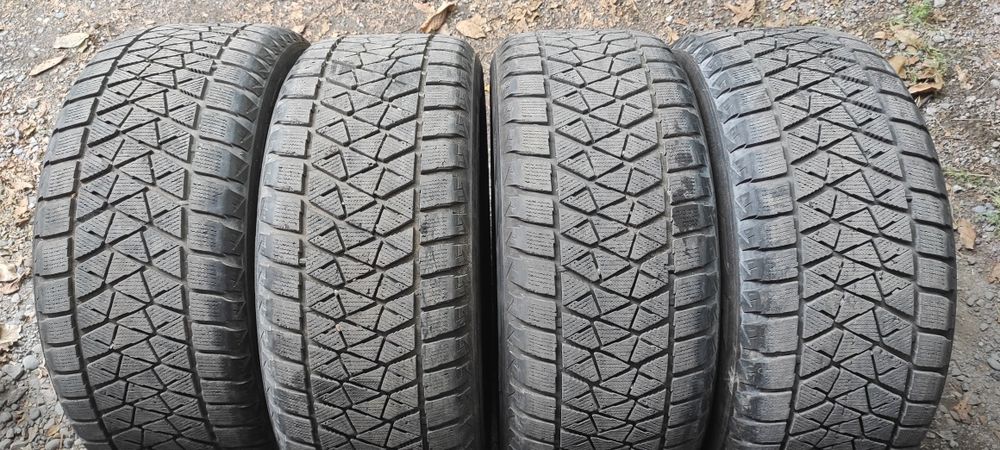 Комплект дисков с шинами 275/55/19 Bridgestone
