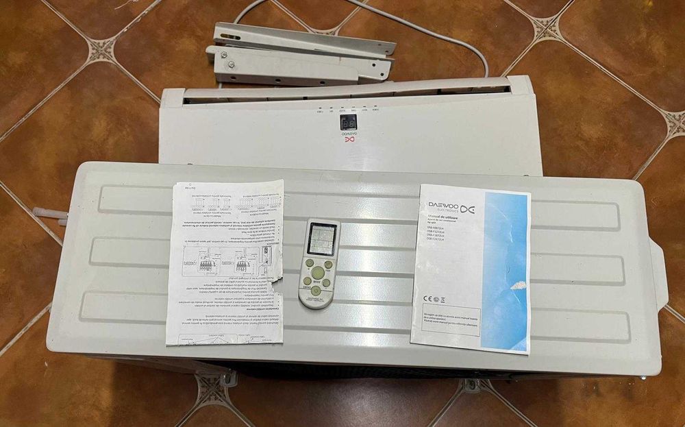 Vand aparat de aer conditionat Daewoo DSB-F1272LH