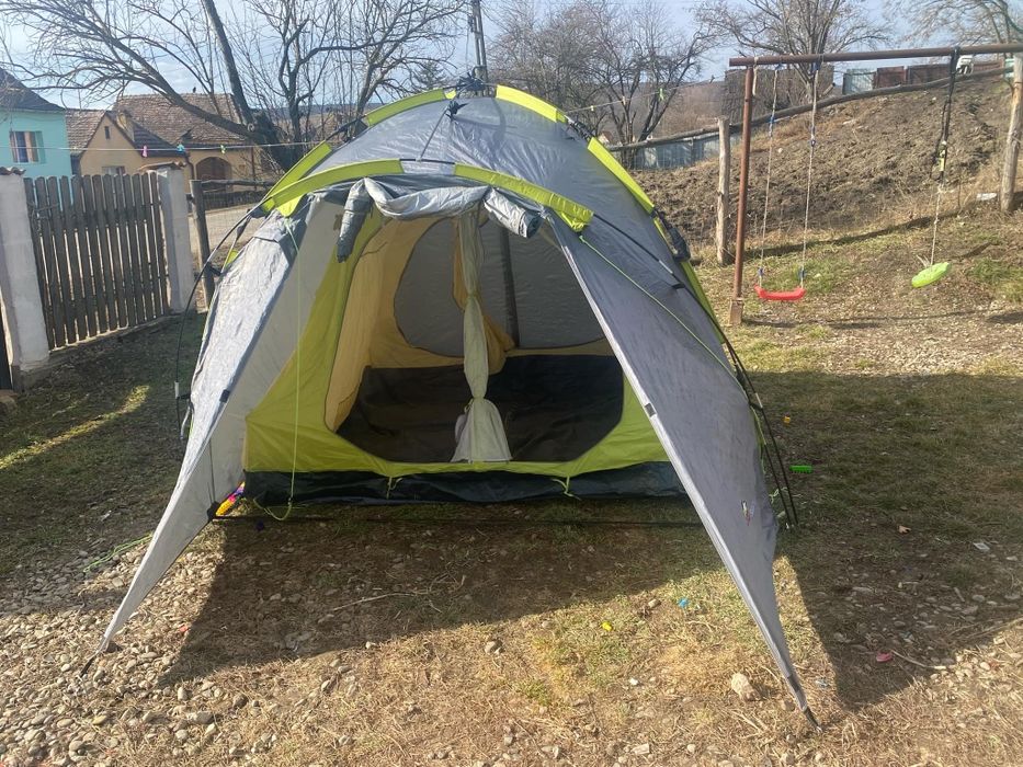 Vând cort în stare buna