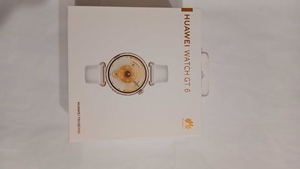 Смарт часовник HUAWEI WATCH GT 6