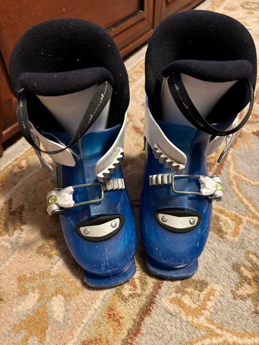 Clapari reglabili mar 26-29 wedze stare buna