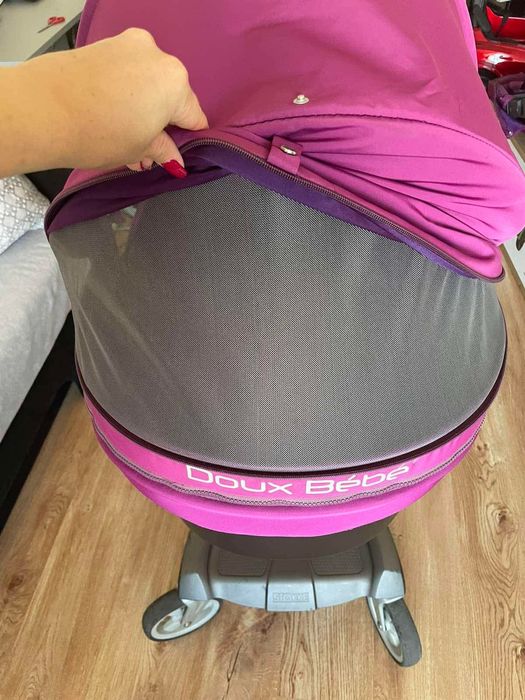 Детска количка Stokke Xplory 

С нормални следи от употре