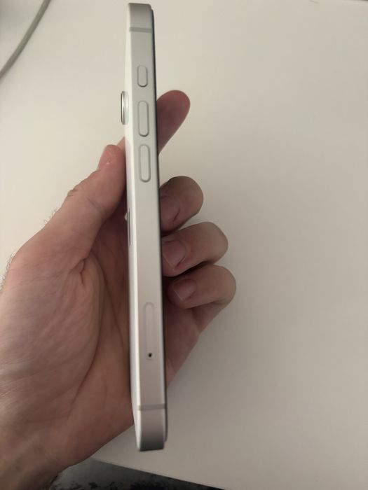 iPhone 16E 128GB White Гаранция