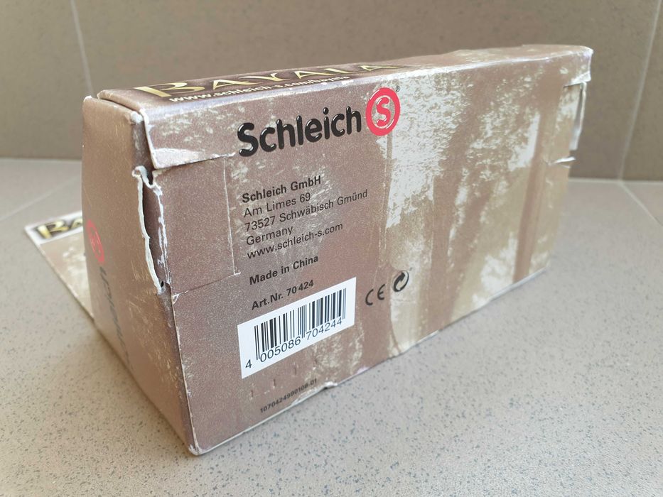 Schleich 70424 Bayala Lindariel with unicorn