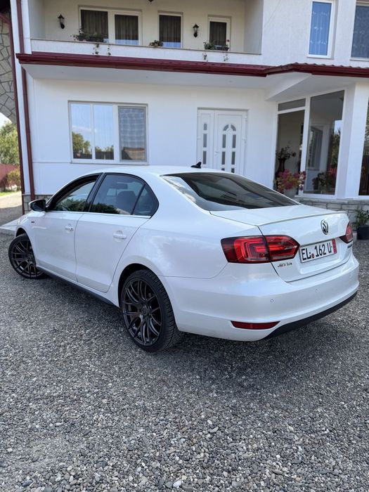 VOLKSWAGEN Jetta 2014 — imagine 4