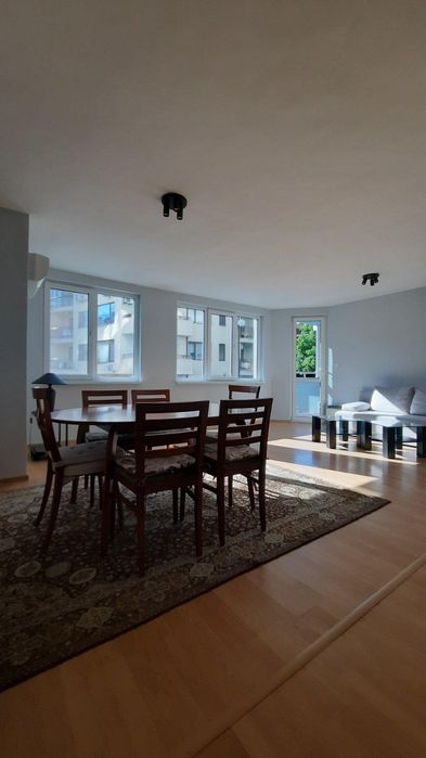 Дава се под наем Двустаен апартамент в София, Лозенец - 60 кв.м за 600 € - Снимка #1