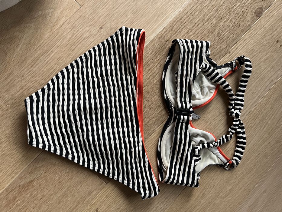 Costum de baie Triumph