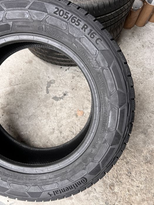 2 anvelope iarna 205/65/16 C , Continental , DOT 2020 , 6 mm