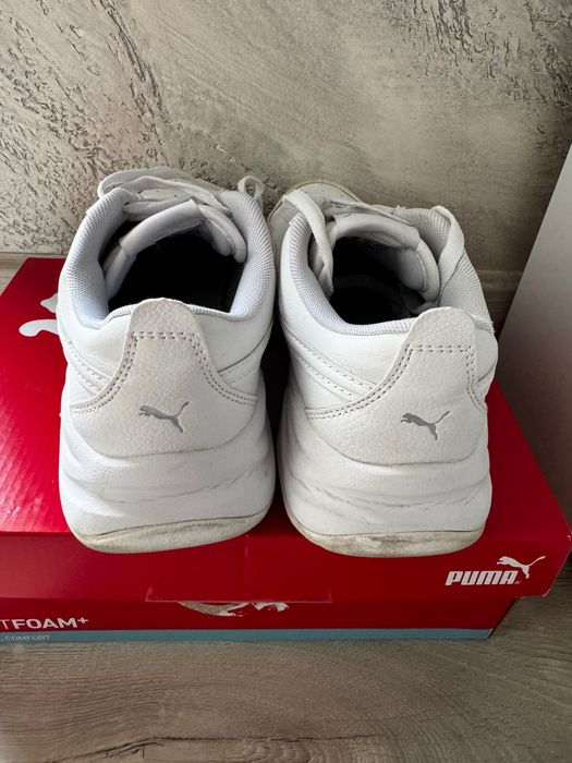 Puma бели маратонки