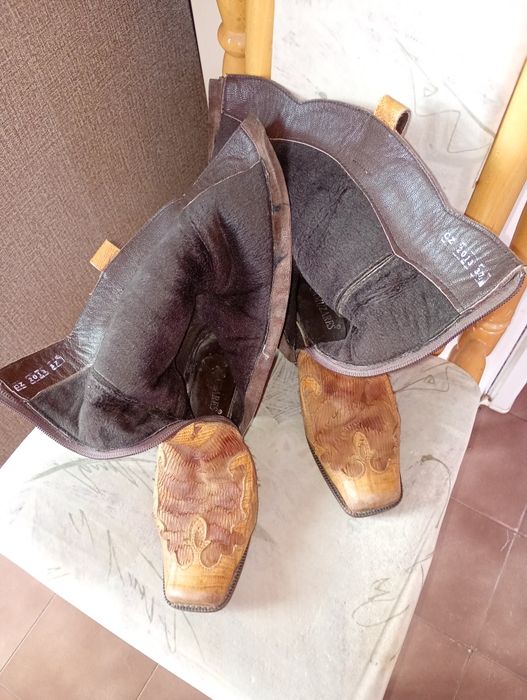 Изискани маркови дамски ботуши