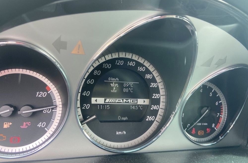 Промо пакети за Benz AMG Menu + Carplay & Android Auto