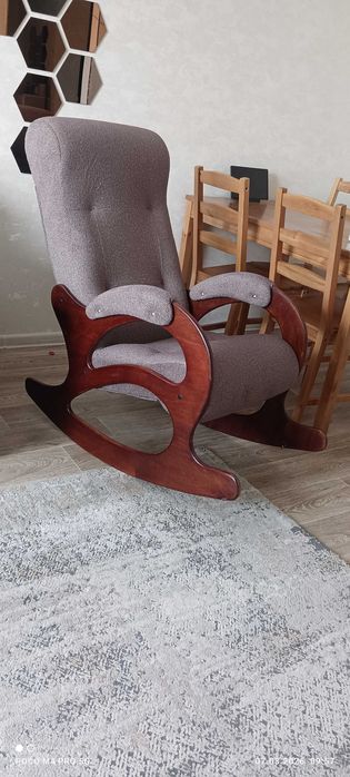 Кресло-качалка новое