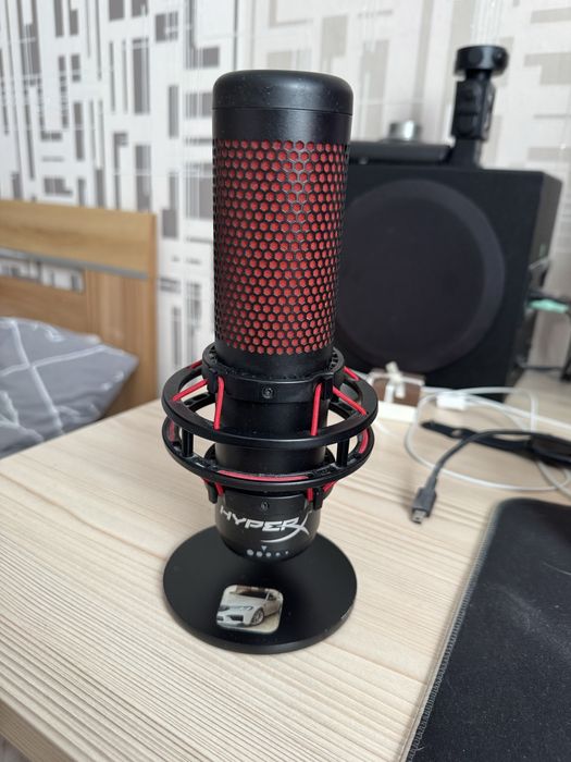 Микрофон HyperX Quadcast