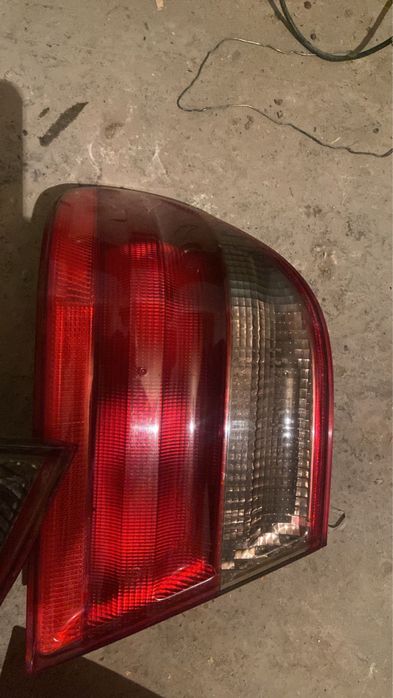 Мерседес 210 лупарик задний стоп