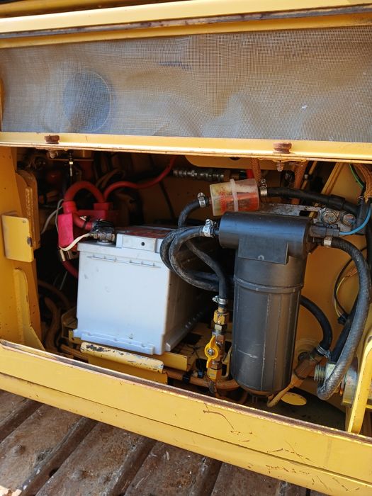 Caterpillar CAT D4G XL buldozer