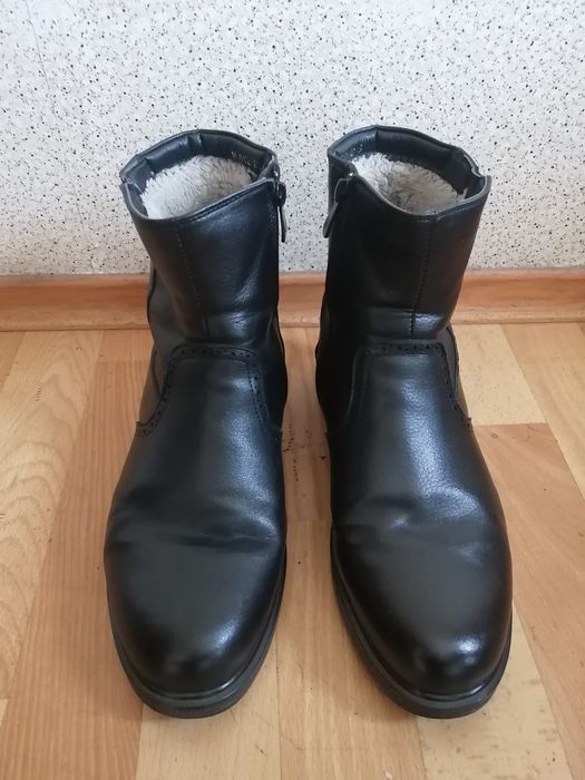 Продам сапоги размер 42