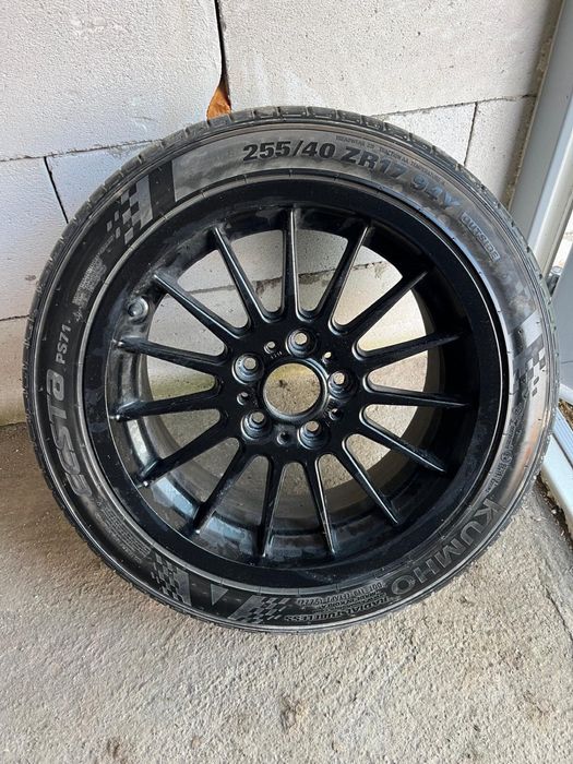 Set jenti cu anvelope de vara