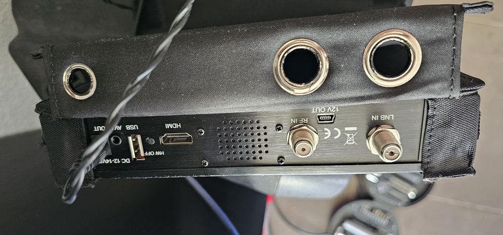 aparat tester profesional de măsură pentru semnal TV digital