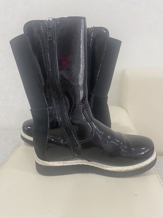 Детские демисезонные сапоги на девочку.